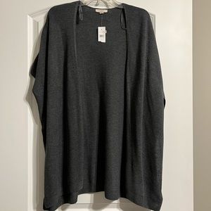 Grey short sleeve cardigan/shrug